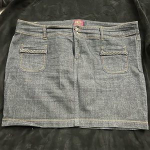 Torrid plus size jean skirt.